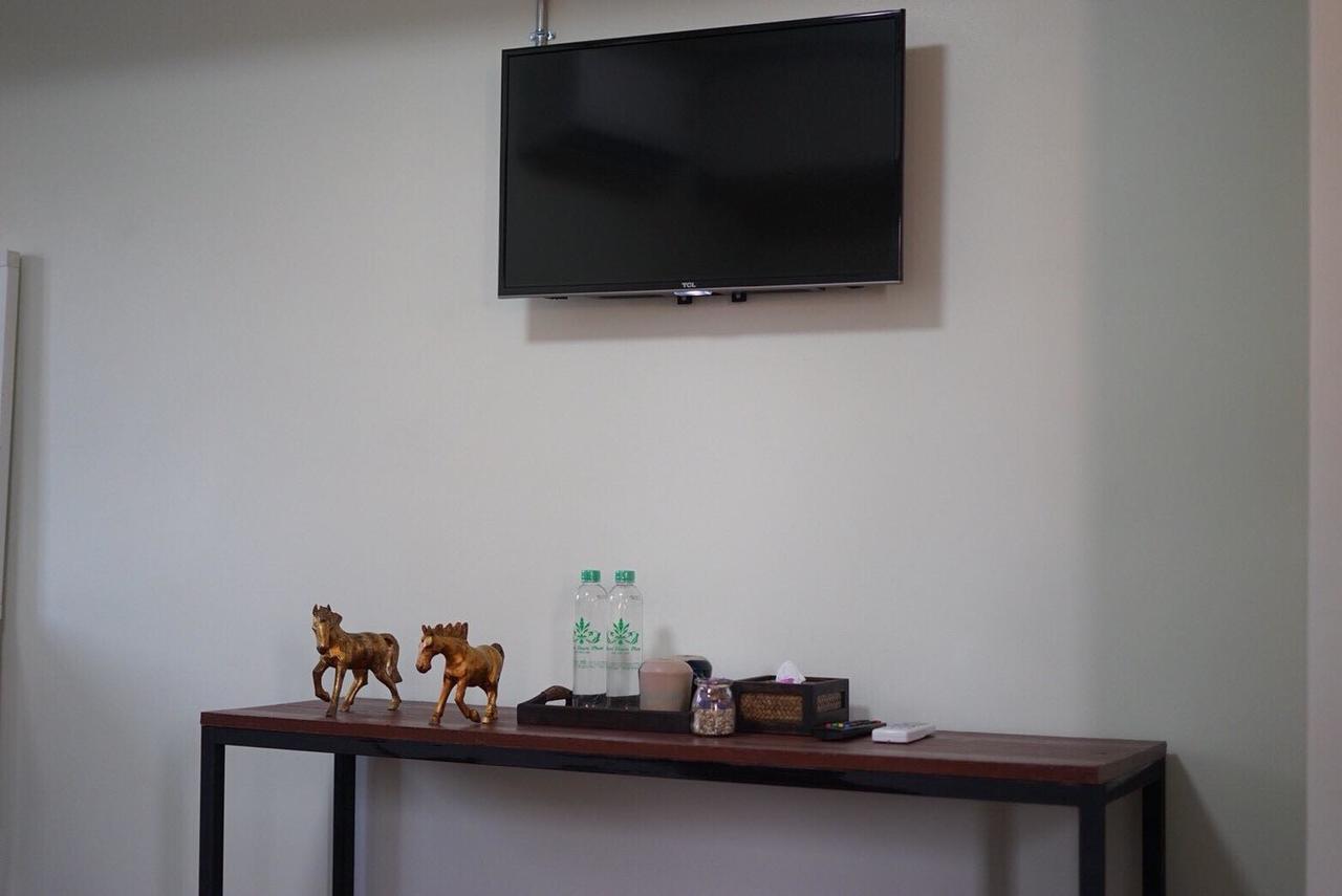 Hp House Cafe' Hotel Chiang Mai Ngoại thất bức ảnh