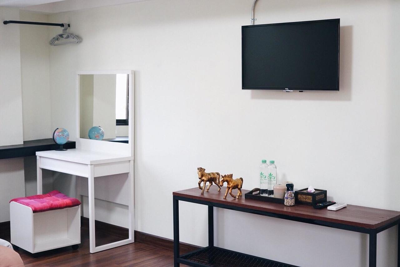 Hp House Cafe' Hotel Chiang Mai Ngoại thất bức ảnh