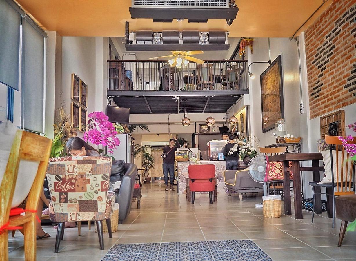 Hp House Cafe' Hotel Chiang Mai Ngoại thất bức ảnh